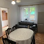 Dom Z Grillem Niedaleko Kapieliska Apartment