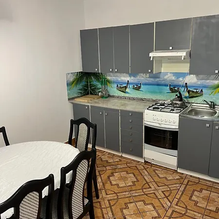 Dom Z Grillem Niedaleko Kąpieliska Zaszkow