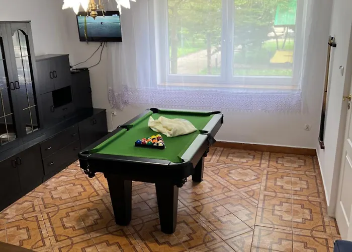 Dom Z Grillem Niedaleko Kąpieliska Zaszkow