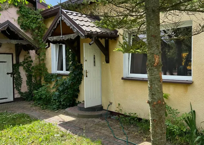 Dom Z Grillem Niedaleko Kąpieliska