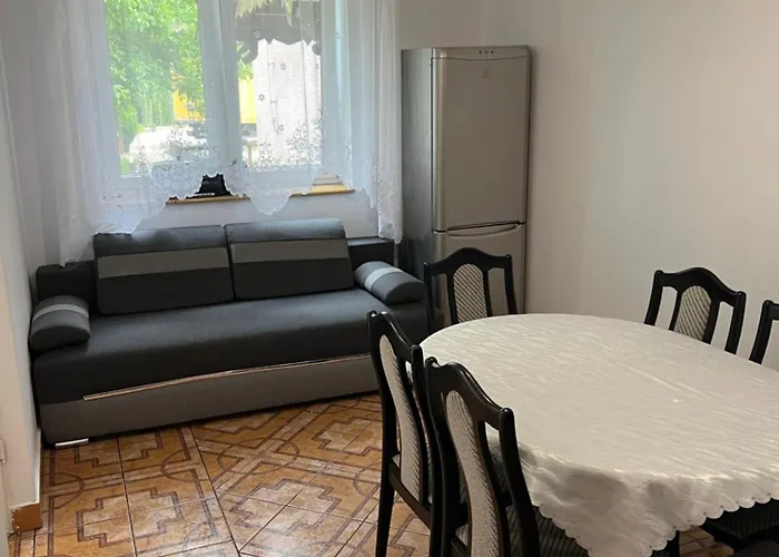 Apartament Dom Z Grillem Niedaleko Kąpieliska *